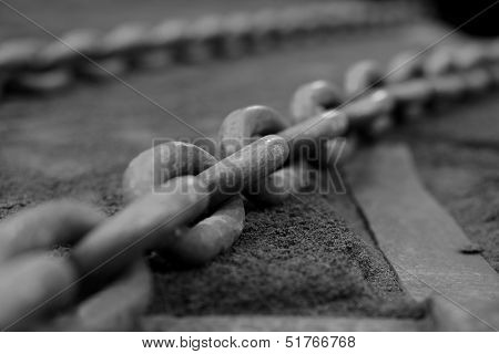Industry Chain with selective focus