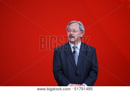 San Francisco, Ca, Sept 22, 2013 - San Francisco Mayor Edwin Lee Welcomes Oracle Openworld 2013 Conf