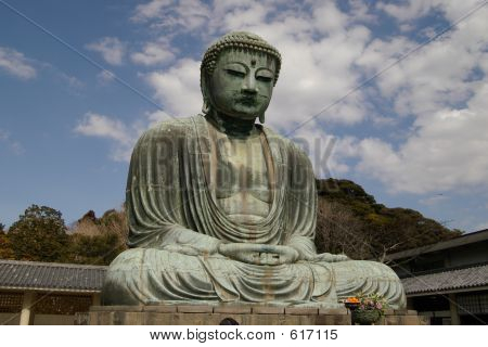 Статуя Budda