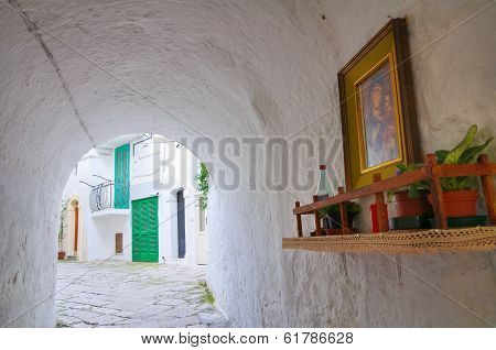 Alleyway. Monopoli. Puglia. Italy.