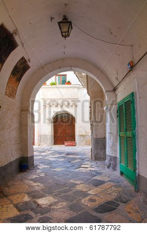Alleyway. Monopoli. Puglia. Italy.