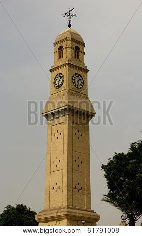 Hour Qishleh