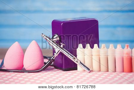 Aerograph And Beauty Blender.