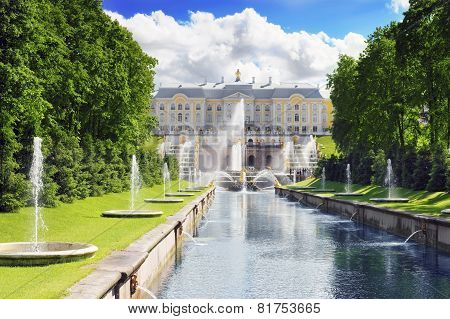 Grand Cascade In Pertergof, Saint-petersburg, Russia.