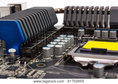Electronic Collection - Multiphase Power System Modern Processor