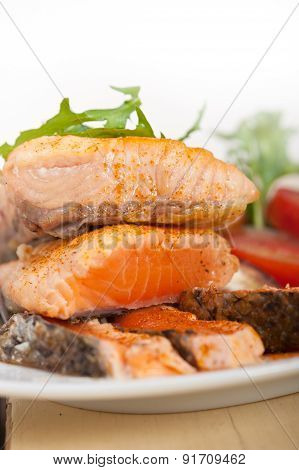 Grilled Samon Filet With Vegetables Salad