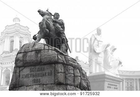 Bogdan Khmelnitsky monument collage.