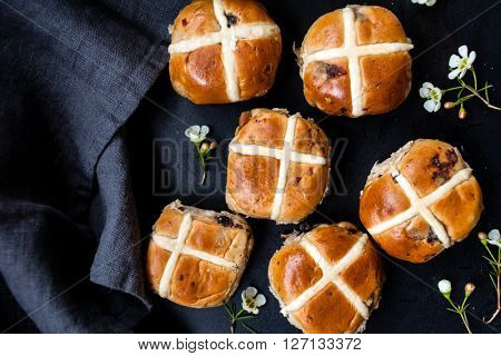 hot cross buns