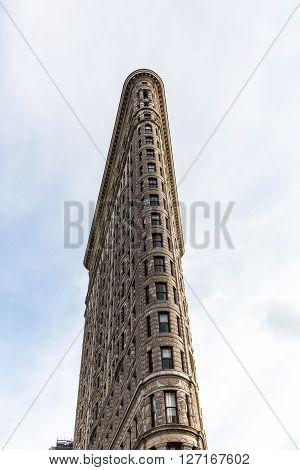 NEW YORK, USA - AUGUST 23, 2015: Exterior views of to the Flatiron Building in Midtown Manhattan at the 5th Av on August 23 2015. Its located at 175 Fifth Avenue in the borough of Manhattan New York City.