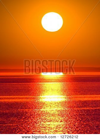 Iso auringonlaskua