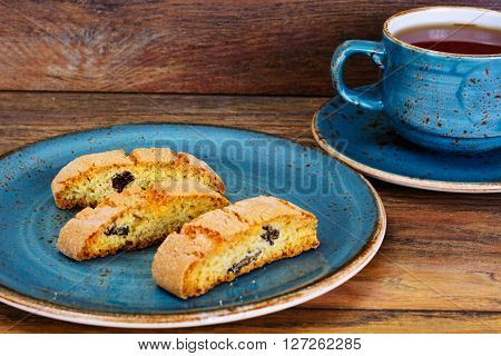 Kantuchchi with Almonds and Raisins, Biscotti Studio Photo