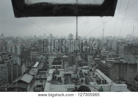 View of a metropolis and its greyness