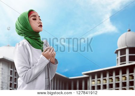 Asian Muslim Woman Praying