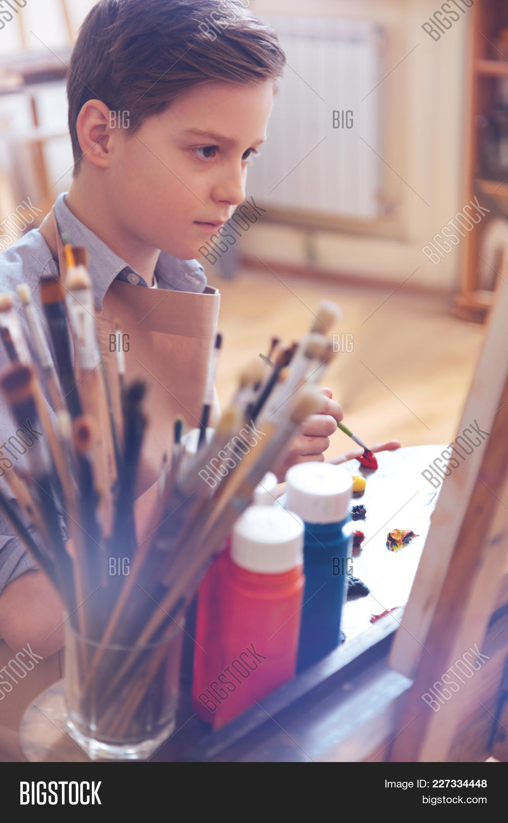 одаренный ребенок. талантливые ребята с телефонами. талантливый юноша. талантливые дети музыканты. талантливый парень.