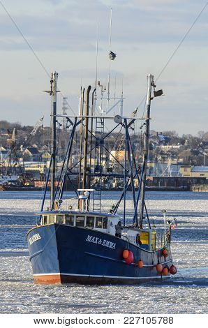 New Bedford, Massachusetts, Usa - January 9, 2018: Commercial Fishing Vessel Max & Emma In Ice On Ac