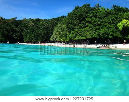 Scene Of Champagne Bay, Espiritu Santo, Vanuatu.