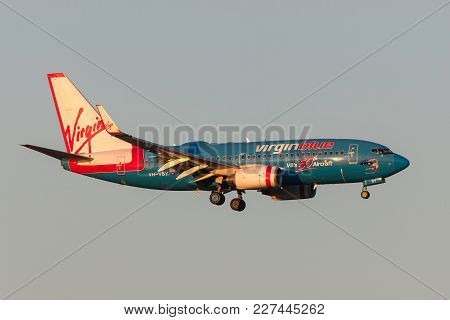 Melbourne, Australia - September 25, 2011: Virgin Blue Airlines 50th Aircraft Boeing 737-7fe Vh-vby 