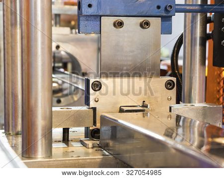 Stainless Bar Sheet Exit From Die In Cold Roll Process ; Focus As Product And Die ; Tooling ; Indust
