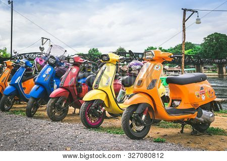 Kanchanaburi, Thailand - August 4, 2019 : Vespa Gang Were Parking In The Line For Meeting And Gether