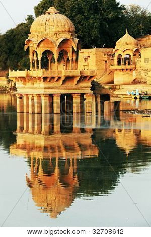 Gadisagar jezero, Jaisalmer, Indie