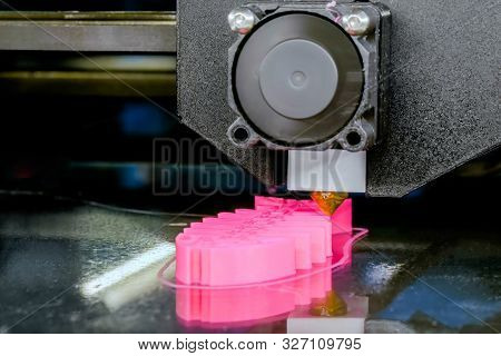 Automatic Three Dimensional 3d Printer Machine Printing Plastic Model At Modern Technology Exhibitio