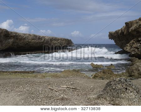 das Meer an der Nordseite von curacao