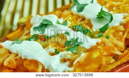 Creamy Buffalo Chicken Spaghetti Squash, Delicious Squash Stuffed With Cheeses, Sauteed Pepppers And