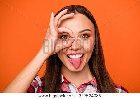Close-up Portrait Of Her She Nice Attractive Girlish Crazy Cheerful Cheery Straight-haired Girl Show