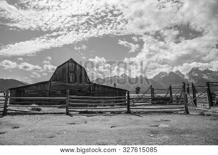 Mormon Barn By The Mountain