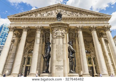 London . May 21 2019. The London Troops War Memorial In Front Of The Royal Exchange At Bank Juction 