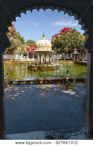 Udaipur, India - February 17, 2019: Fontain In Saheliyon Ki Bari Gardens Or Courtyard Of The Maidens
