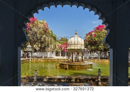 Fontain In Saheliyon Ki Bari Gardens Or Courtyard Of The Maidens In Udaipur. Rajasthan. India