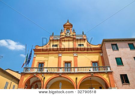 kommunale GebÃ¤ude. Cento. Emilia-Romagna. Italien.