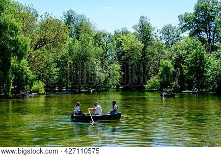 Bucharest, Romania - 9 May 2021: Vivid Green Landscape With Old Large Linden Trees And Green Leaves 