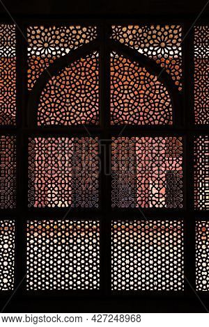 Fatehpur Sikri, Uttar Pradesh, India - March 26, 2011: Intricate Window Artwork In The Tomb Of Salim