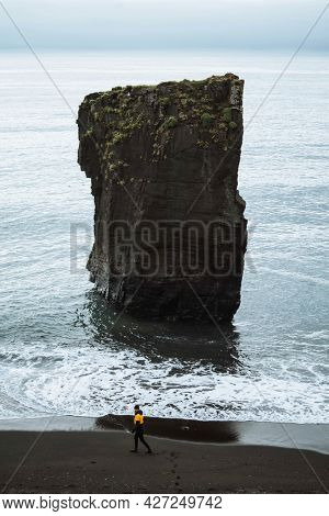 View of Arnarstapi on the south coast of the SnÃ¦fellsnes Peninsula, Iceland