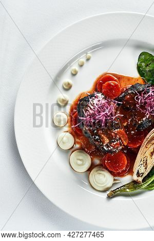Braised Beef Cheeks With Vegetables, Cooking Beef Cheeks In Red Wine Sauce With Fried Spinach Leaves