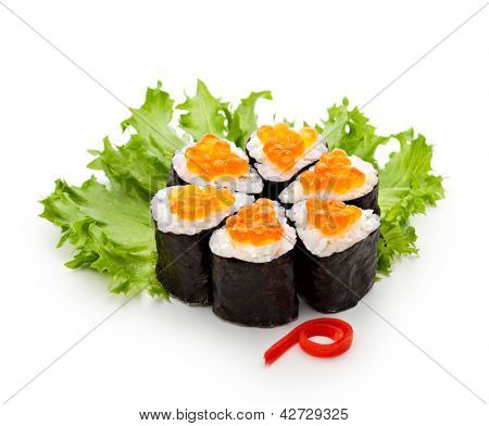 Ikura Maki Sushi - Roll con queso crema dentro. Con Ikura (huevas de salmón)