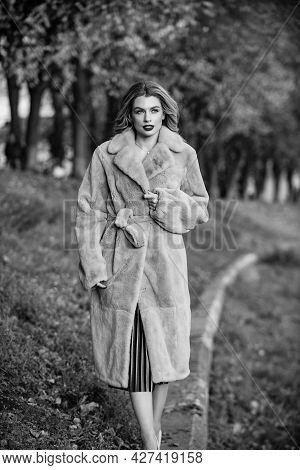 Foolproof Party Glamour. Lady Looking Trendy Walk In Street. Comfortable And Warm. Complement Your O