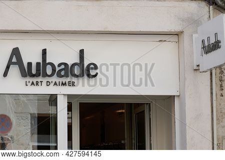 Toulouse , Occitanie France  - 06 25 2021 : Aubade Sign Text Store And Logo Brand Shop On Facade Bou