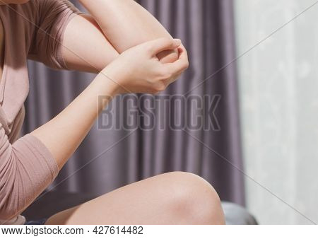 Guillain Barre Syndrome Is A Neuromuscular Disease That Causes The Muscles To  Acute Flaccid Paralys