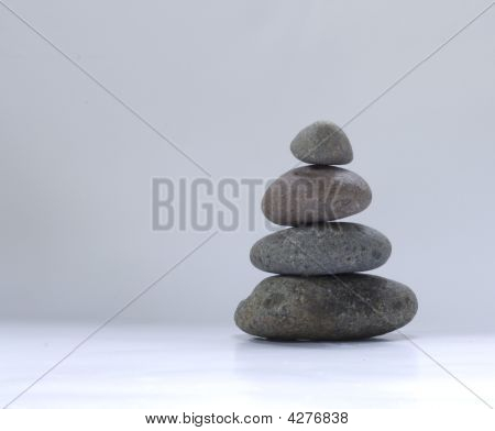 돌의 균형