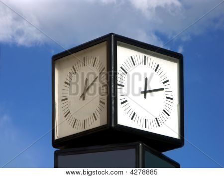 Calle reloj