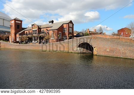 Birmingham, Uk - April 19, 2013: People Visit Birmingham-fazeley Roundabout Area In Birmingham. Ther