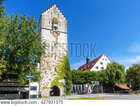 Ravensburg City In Summer, Baden-wurttemberg, Germany, Europe. Scenic View Of Untertor Tower In Rave