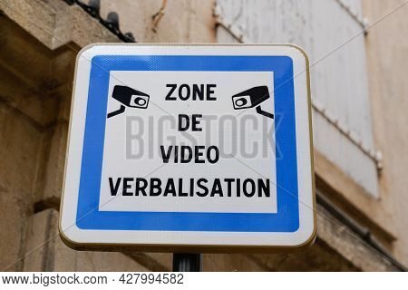 Video Area Panel Verbalizing Text Sign Means In French Zone De Video Verbalisation