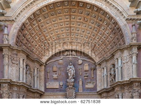 Cathedral Of Palma De Mallorca