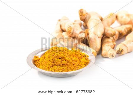 Turmeric Powder With Fresh Turmeric Root
