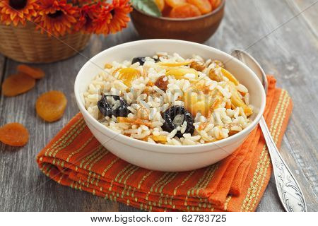 Rice With Dried Fruit