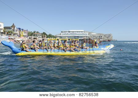 Start Of The Attraction - Riding On Water Banana